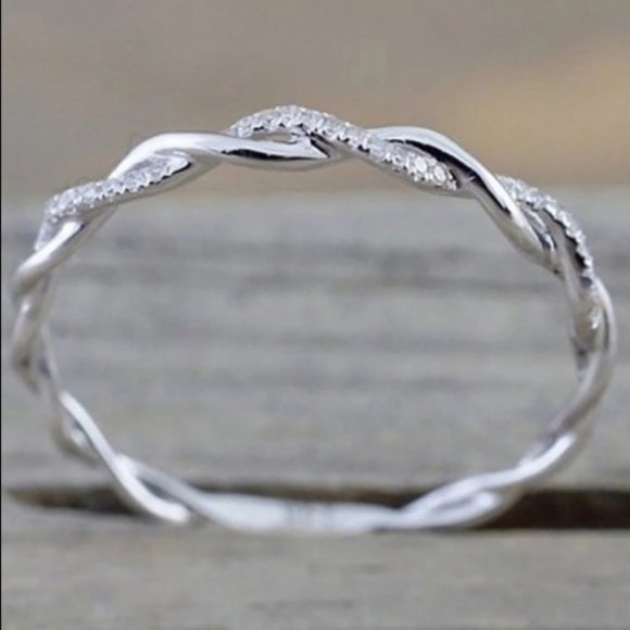 White Gold Delicate Twisted Eternity Band Ring - Picture 4 of 4